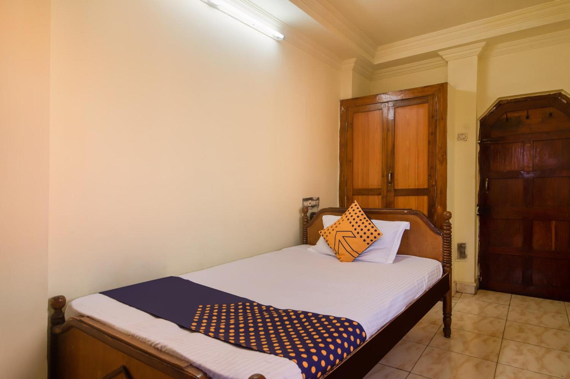 Spot On Hotel Manikanta Residency Visakhapatnam Exterior photo